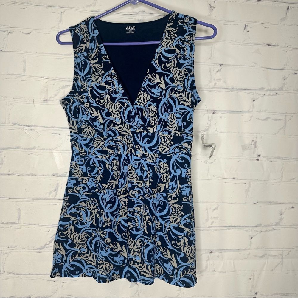 Ana small top - brand new‎ with tags!